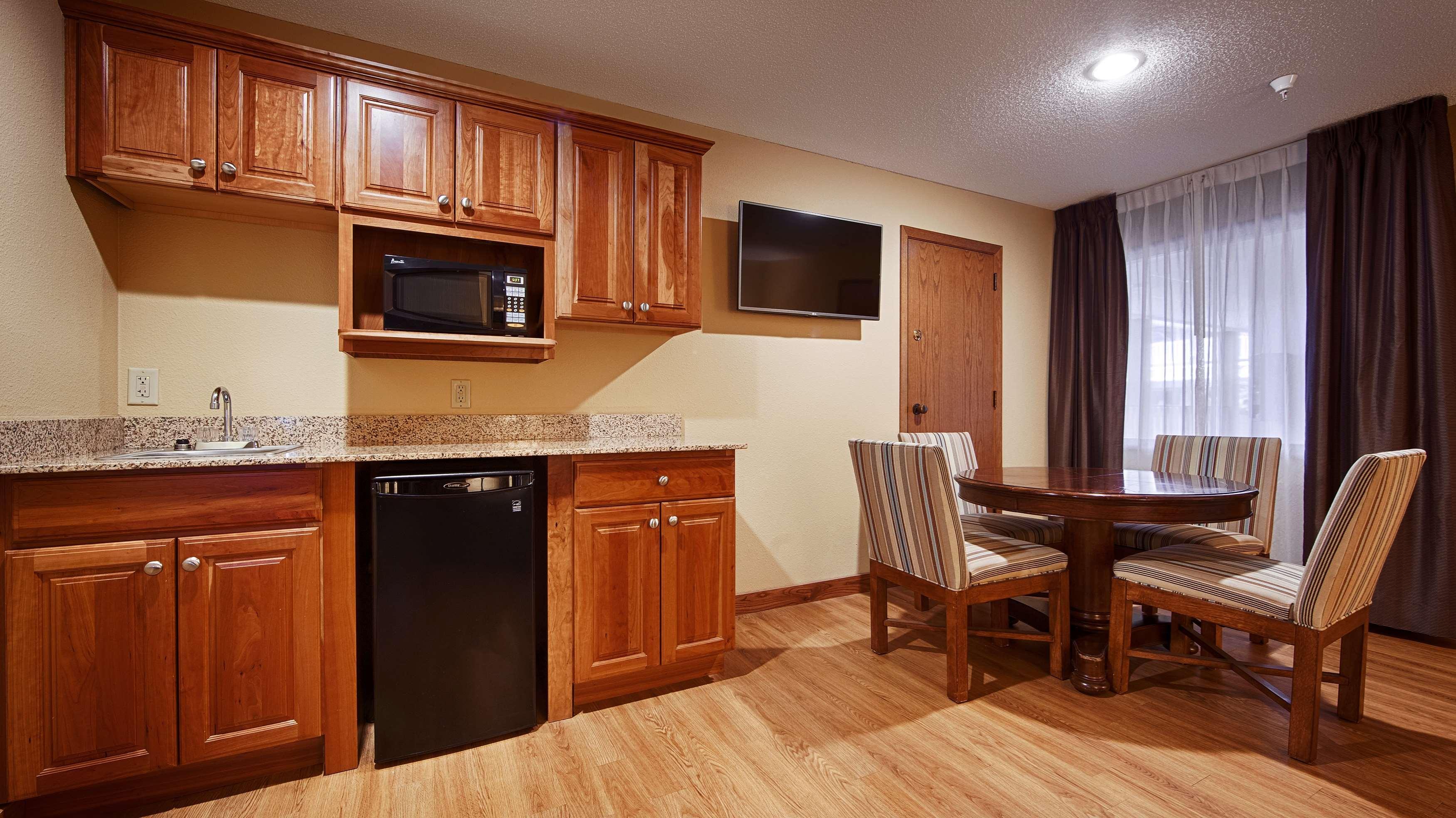 Best Western Plus Dubuque Hotel And Conference Center Екстер'єр фото